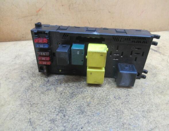 Fuse Box MERCEDES-BENZ E-Klasse T-Model (S210)