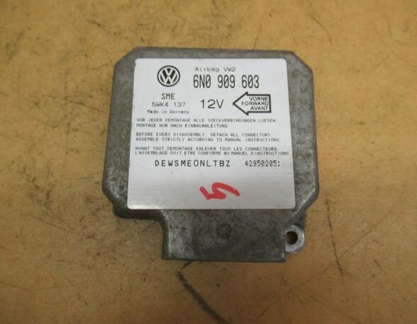 Airbag Control Unit VW Golf III Cabriolet (1E7)