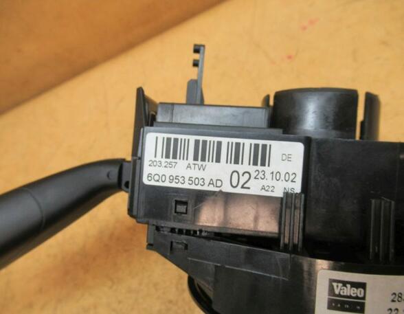 Airbagschleifring Wickelfeder Lenkckstockschalter Nr5 VW POLO (9N_) 1.2 12V 47 KW