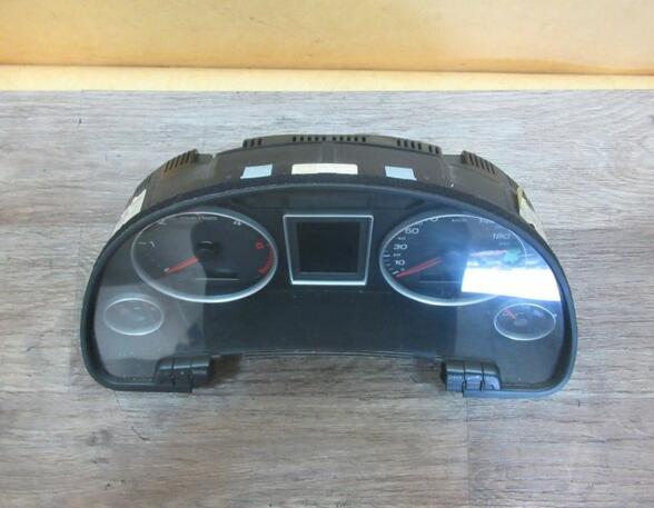 Speedometer AUDI A4 Avant (8ED, B7)