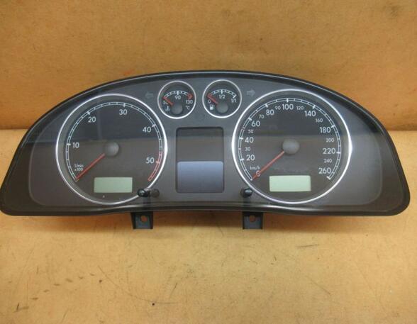 Speedometer VW PASSAT (3B3)