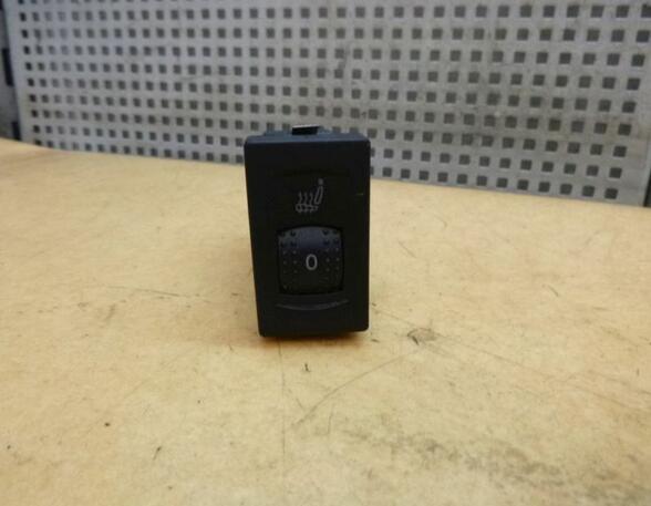 Seat Heater Switch VW Passat Variant (3B6)