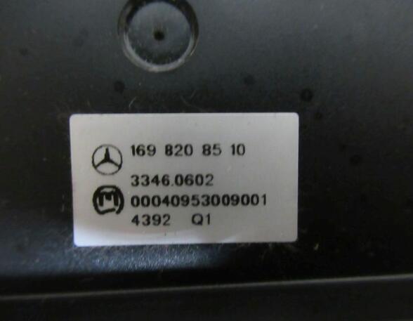 Mercedes A-Klasse W169 Bj.05 Schalter Sitzheizung A1698208510