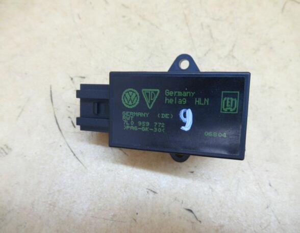 Heated Seat Control Unit VW Golf V (1K1)