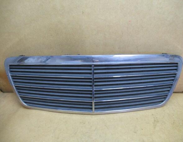 Radiator Grille MERCEDES-BENZ E-Klasse (W210)