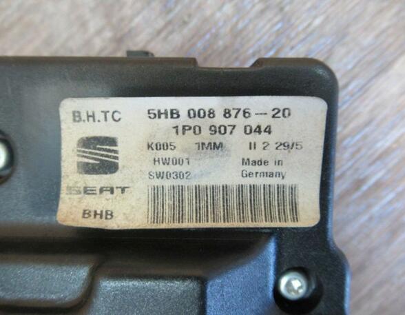 Air Conditioning Control Unit SEAT Leon (1P1)