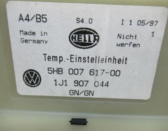 Air Conditioning Control Unit VW Passat (3B2)