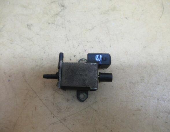 Air Condenser Solenoid Valve AUDI A6 Avant (4B5)