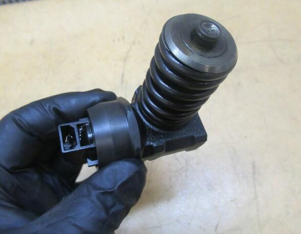 Injector Nozzle VW Golf IV (1J1)