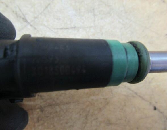 Injector Nozzle FORD Focus Turnier (DNW)