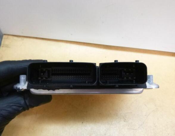 Engine Management Control Unit VW Passat Variant (3B6)