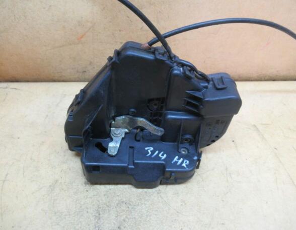 Door Lock MERCEDES-BENZ C-Klasse (W203)