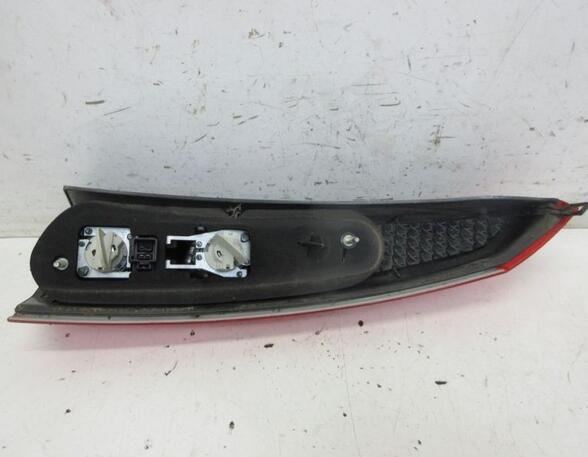 Combination Rearlight VOLVO V70 II (SW), VOLVO XC70 Cross Country (--)