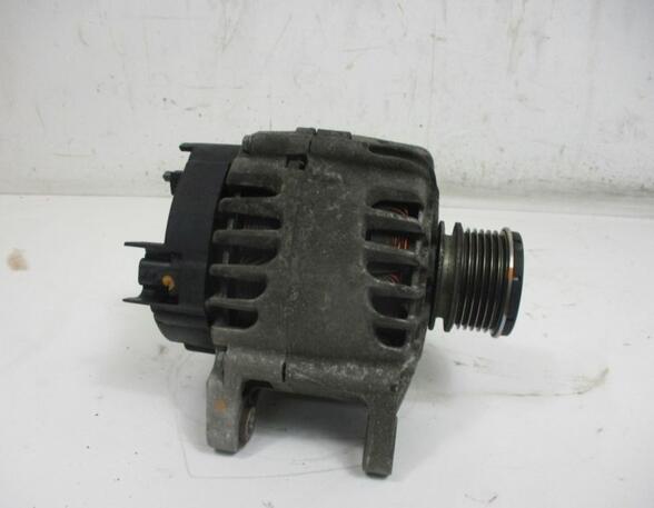 Dynamo (Alternator) RENAULT Megane III Schrägheck (B3, BZ0/1)