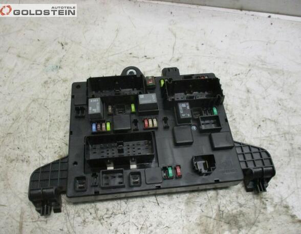 Fuse Box OPEL Astra J (--)