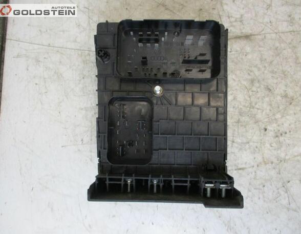 Fuse Box VW Golf V (1K1)