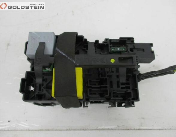 Fuse Box PEUGEOT 208 I (CA, CC)