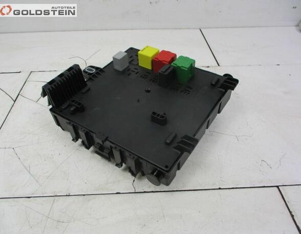 Fuse Box OPEL Signum (--)