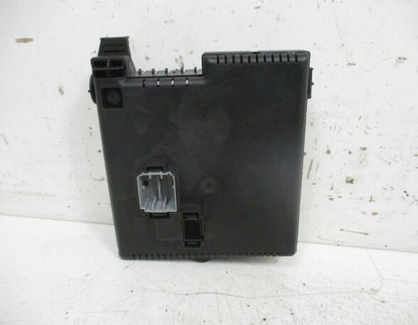 Fuse Box VOLVO S60 I (--)