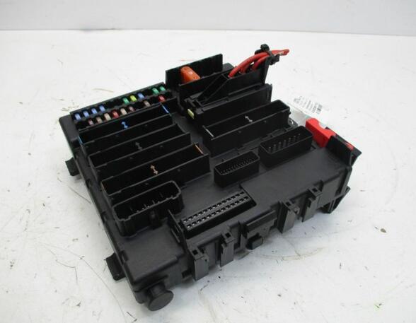 Fuse Box OPEL Vectra C Caravan (--)