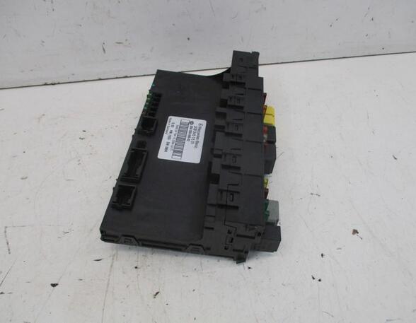 Fuse Box MERCEDES-BENZ C-Klasse (W203)