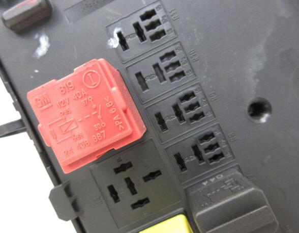 Fuse Box SAAB 9-3 (D75, D79, E79, YS3F)