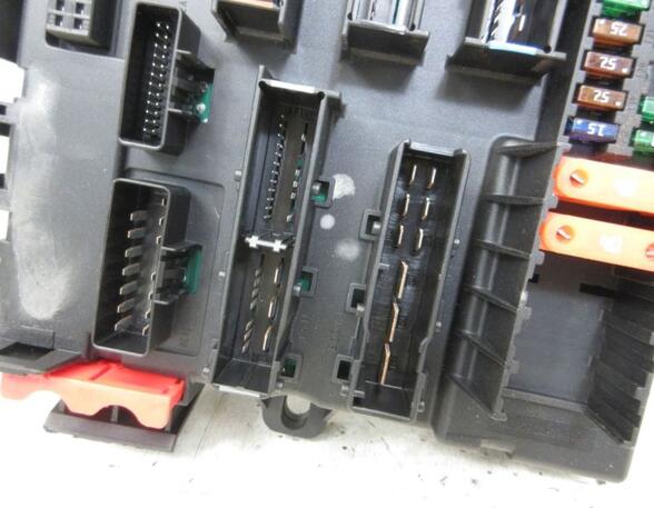 Fuse Box SAAB 9-3 (D75, D79, E79, YS3F)