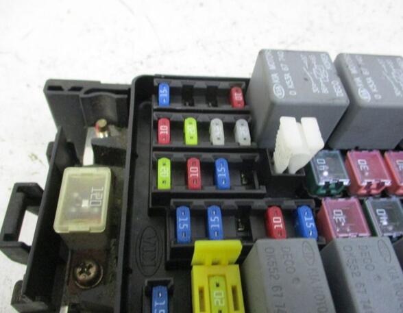 Fuse Box KIA Sorento I (JC)