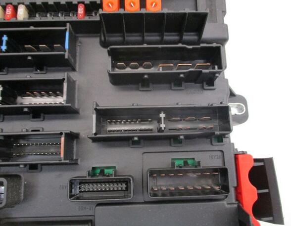 Fuse Box OPEL Signum (--)