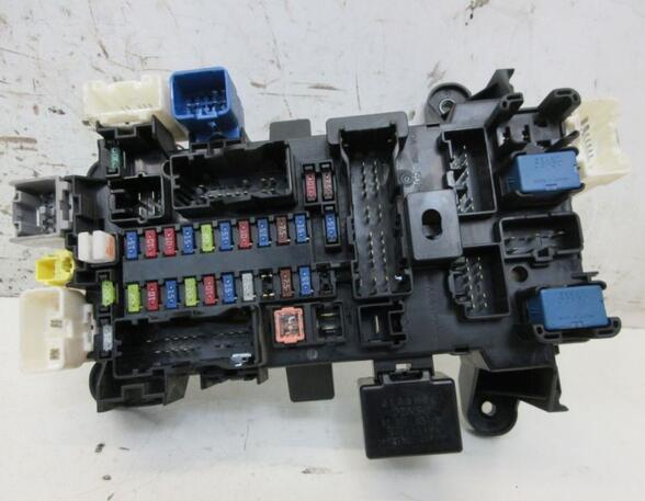 Fuse Box SUZUKI GRAND VITARA II (JT, TE, TD)