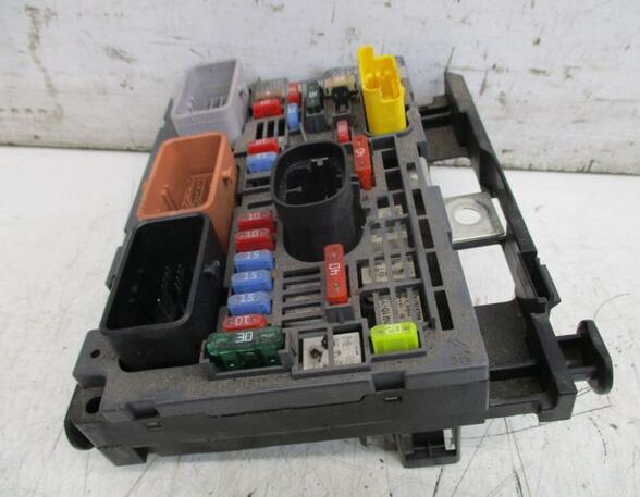 Fuse Box PEUGEOT PARTNER TEPEE