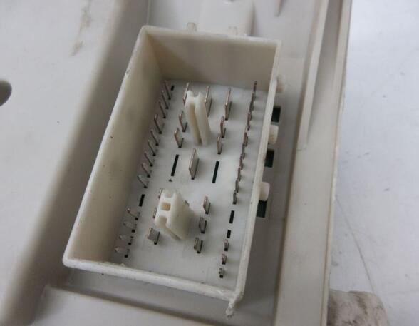 Fuse Box VOLVO V50 (545)