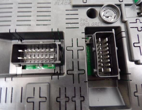 Fuse Box CITROËN C4 GRAND PICASSO I (UA_), CITROËN C4 PICASSO I MPV (UD_)