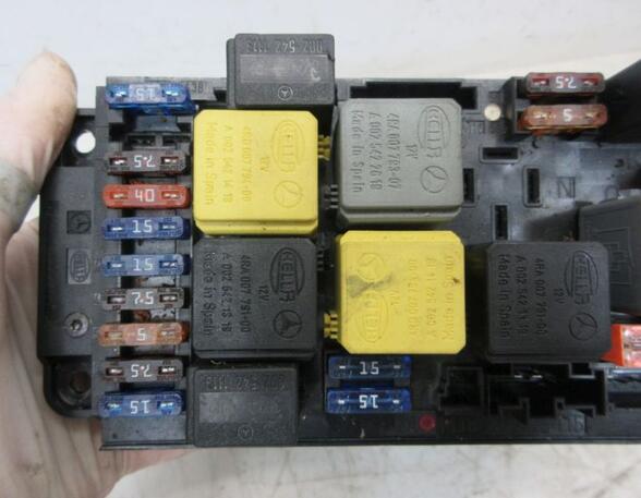 Fuse Box MERCEDES-BENZ CLK (C209)