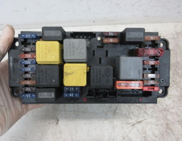 Fuse Box MERCEDES-BENZ CLK (C209)