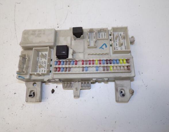 Fuse Box VOLVO V50 (545)