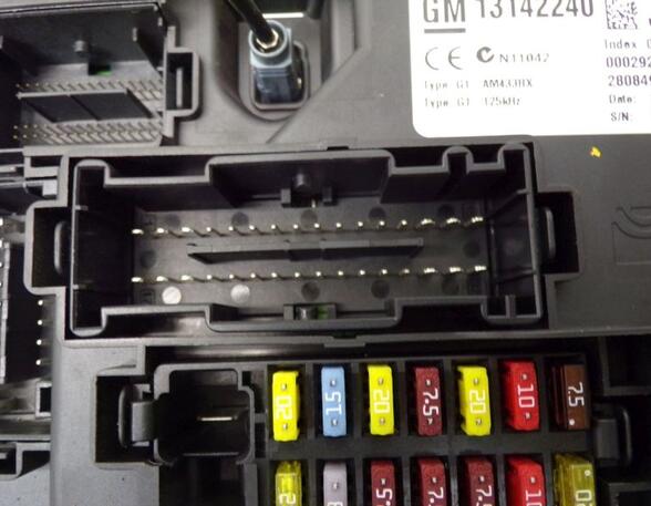 Fuse Box OPEL CORSA D (S07)