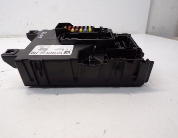 Fuse Box OPEL CORSA D (S07)