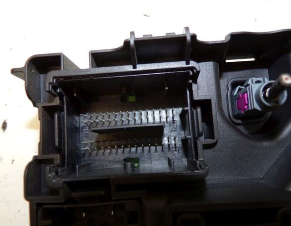 Fuse Box OPEL CORSA D (S07)