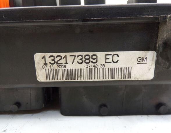 Fuse Box OPEL CORSA D (S07)