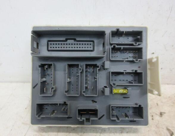 Fuse Box FORD TRANSIT CONNECT (P65_, P70_, P80_)