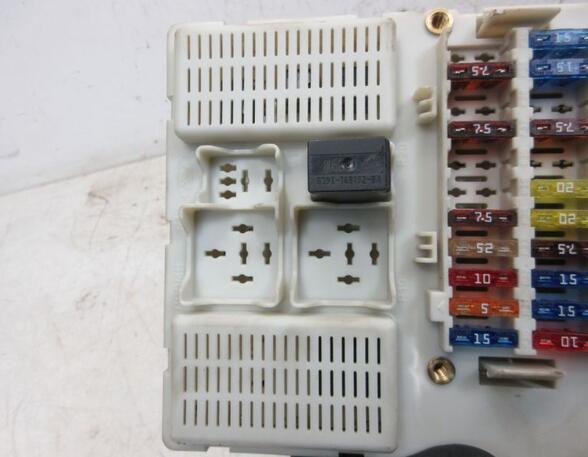 Fuse Box FORD TRANSIT CONNECT (P65_, P70_, P80_)