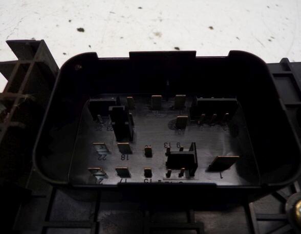 Fuse Box VW GOLF PLUS (5M1, 521)