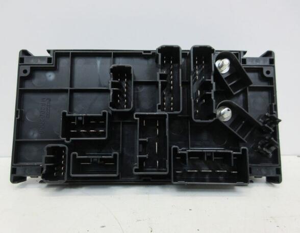 Fuse Box SUBARU TRIBECA (B9)