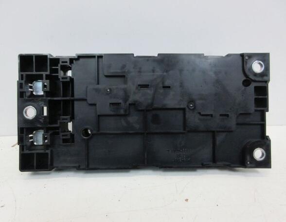 Fuse Box TOYOTA PRIUS (_W3_)