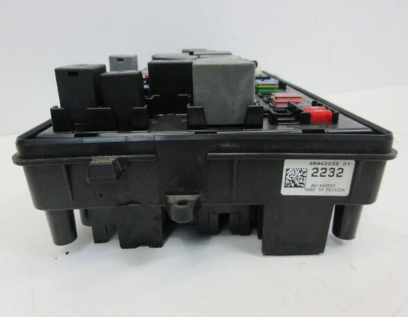 Fuse Box CHEVROLET CRUZE (J300)