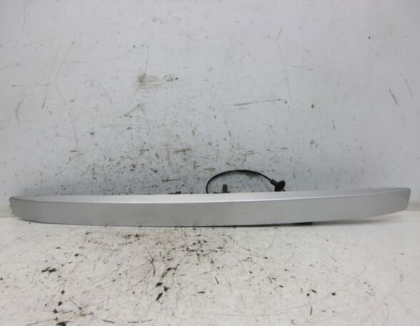 Door handle frame JEEP Grand Cherokee III (WH, WK)