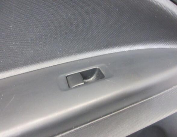 Door Card (Door Panel) MITSUBISHI MIRAGE / SPACE STAR Hatchback (A0_A)