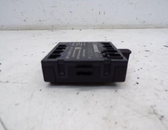 Control unit for door drawing support MERCEDES-BENZ CLA Coupe (C117)