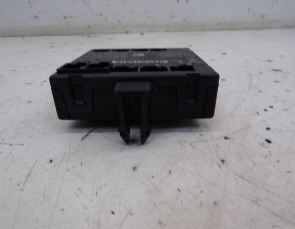 Control unit for door drawing support MERCEDES-BENZ CLA Coupe (C117)